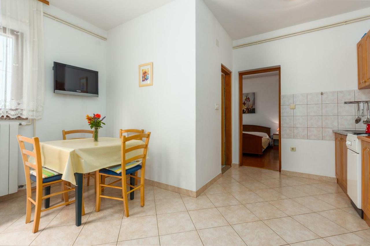 Apartment Softic Pula Exterior foto